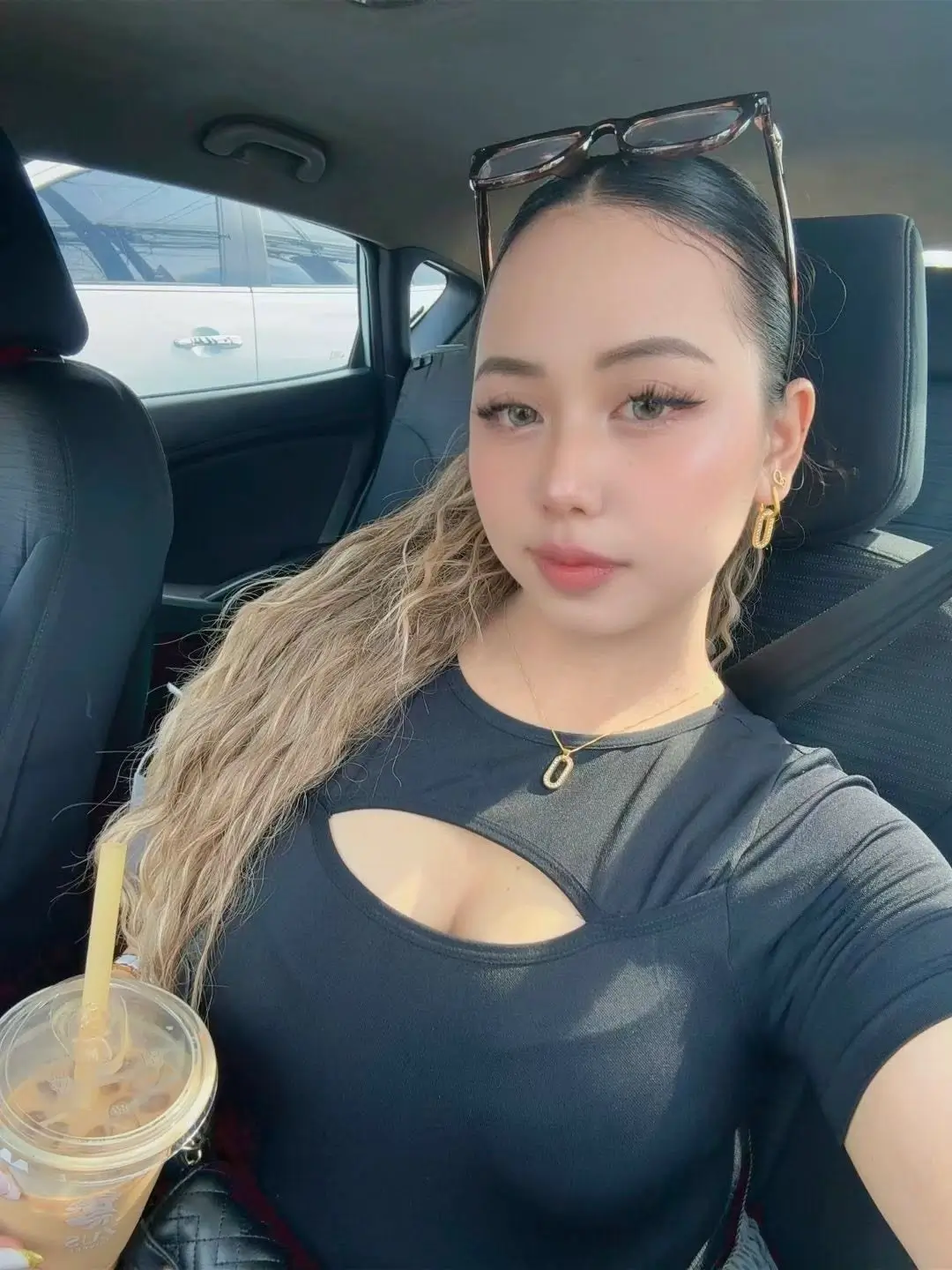 Mami Em Raketera